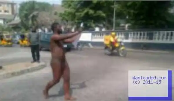 Photos : Lagos Big Boy Runs Mad; Jumps Out of His Range Rover and Tears Clothes